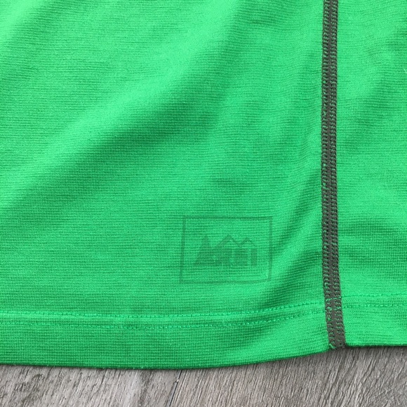 Men’s REI Tshirt S - Picture 4 of 4